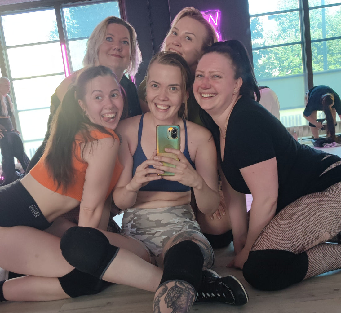 Wonder Clubin asiakkaan Eveliinan Tarina - Twerkin onlinekurssilta studiotunneille