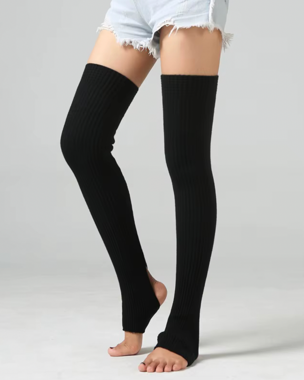 Tanssisäärystimet (pitkä malli kantapääreiällä)